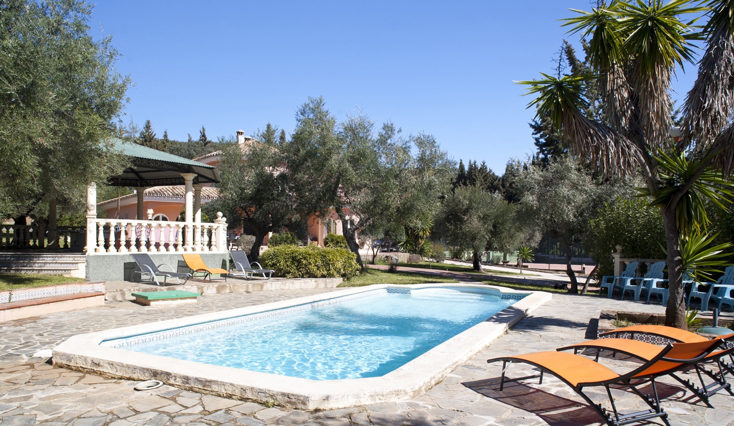 swimming pool villa andalucia
