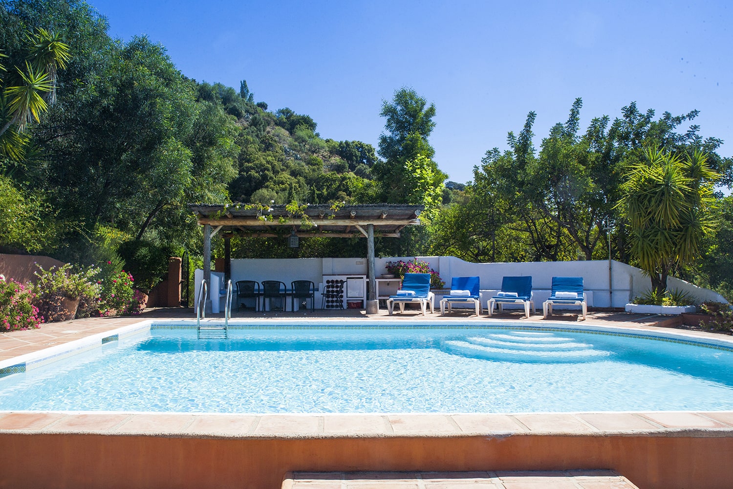 gaucin villa with pool